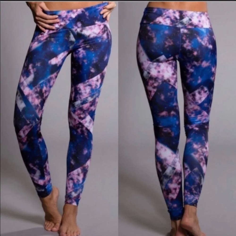 S/M Onzie Full-Length leggings